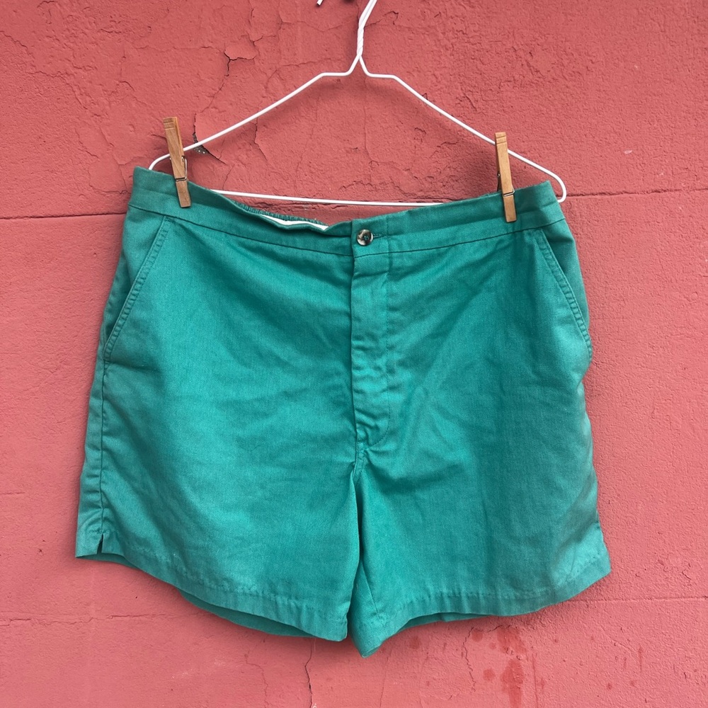 men’s teal shorts.